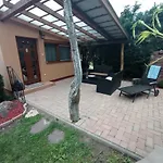 Rozsa Apartment *