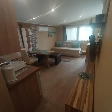 Rózsa Apartamento *
