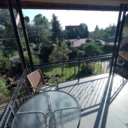 Rózsa Apartamento *