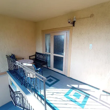 Rozsa Apartment